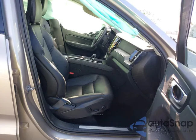 YV4L12RK5R1918311: 43811862