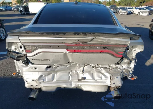 2C3CDXCT4PH698140: 43811901