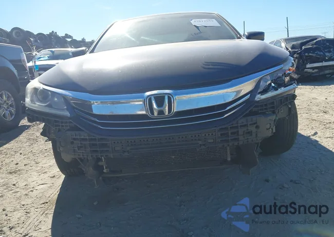 1HGCR2F32GA217037: 43812959