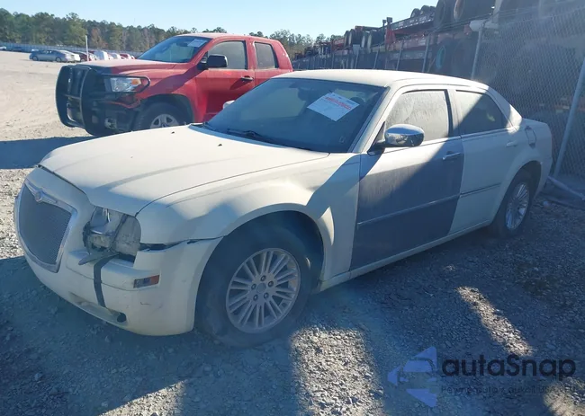 2C3LA43RX8H157946: 43813002