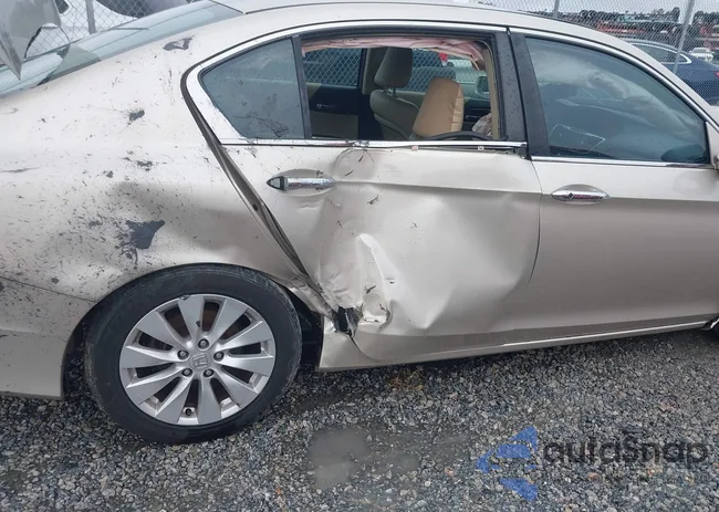 1HGCR2F84DA076561: 43813036