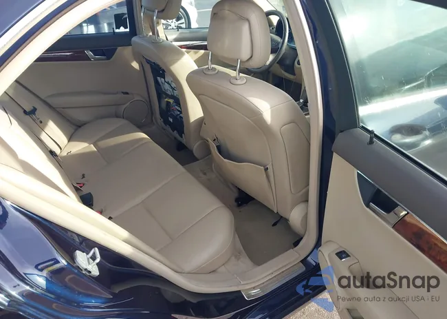 WDDGF5EB9AF463022: 43813046