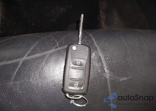 WVWFD7AJXDW086953: 43813096