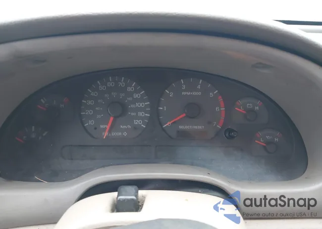 1FAFP404X1F110803: 43813128