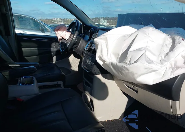 2C4RC1CG7CR376847: 43813145