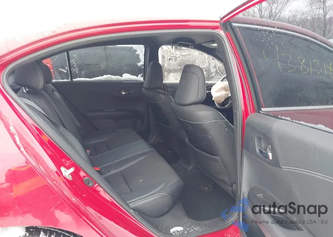 1HGCR2F54GA061360: 43813185