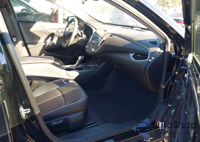 1G1ZD5STXNF213423: 43813259