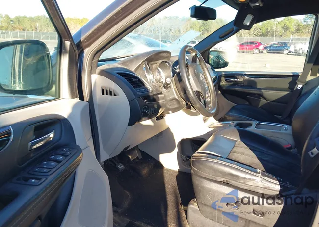 2C4RDGCG4HR765789: 43813264