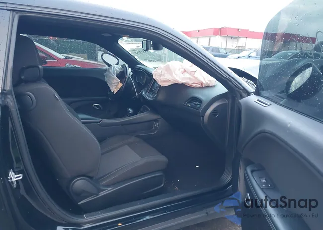 2C3CDZAG2MH623269: 43813268