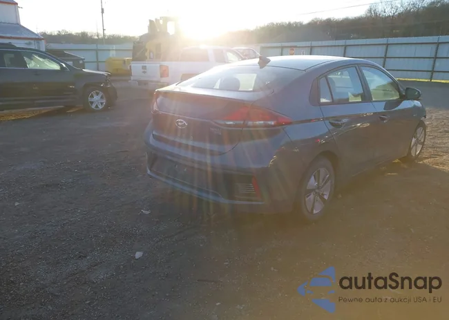 KMHC65LC3KU113964: 43813380