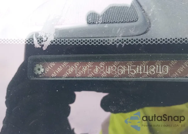 2HKYF18486H544840: 43813402