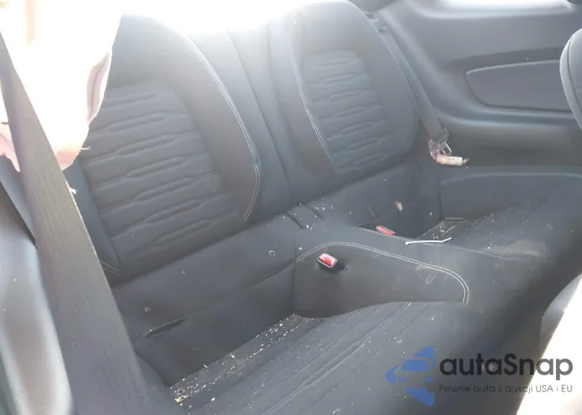 1FA6P8TH0F5380027: 43813412