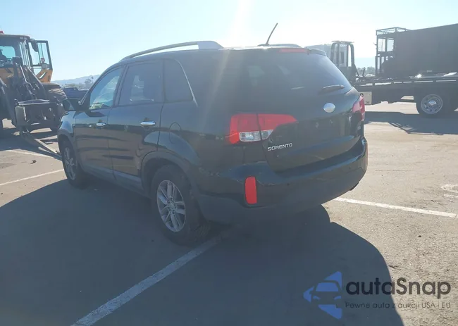 5XYKT3A62FG558567: 43812583