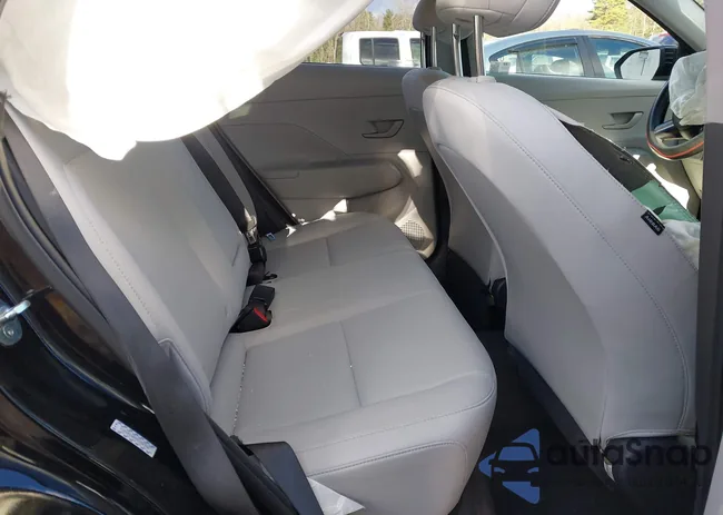 KM8HBCAB0SU186340: 43812799