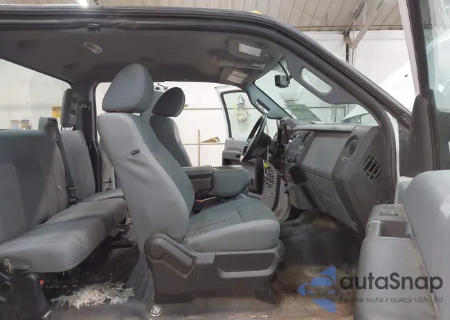 1FT7X2B67GEC46077: 43812866