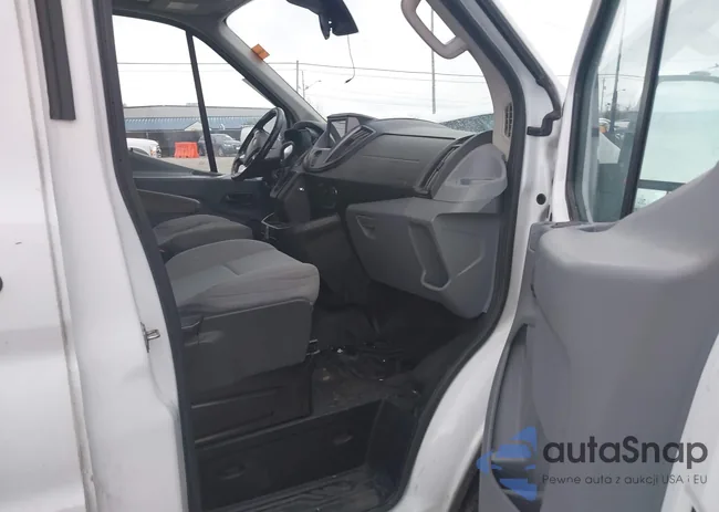 1FTYR3XM5GKB33662: 43812911