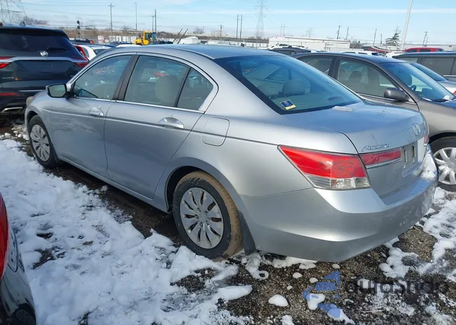 1HGCP2F32CA002208: 43813922