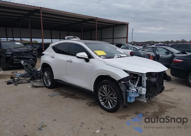 JTJHGCEZ0N2000435: 43813974