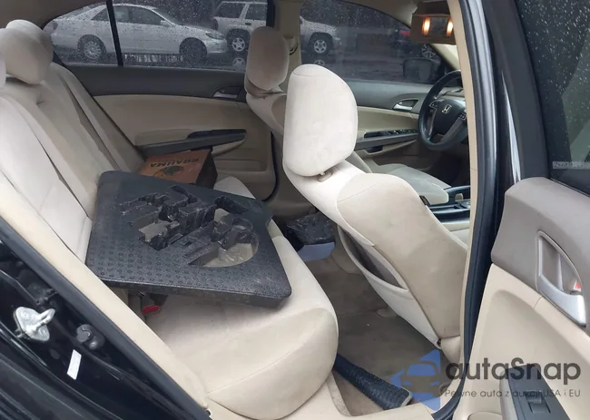 1HGCP2F32AA164238: 43813981