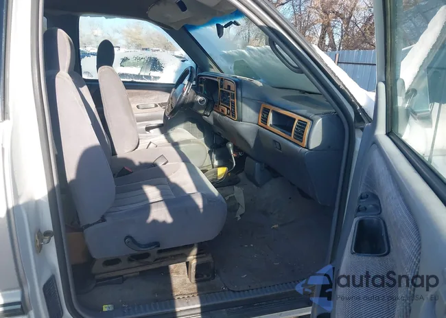 3B7KF23W6VM562797: 43813999