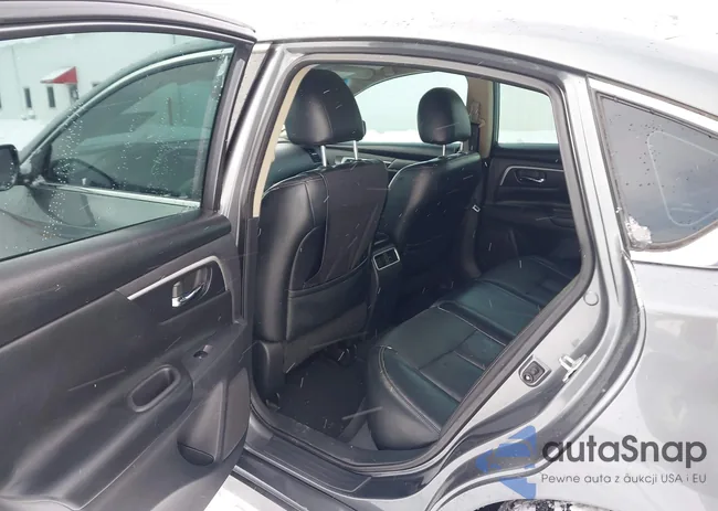 1N4AL3AP0HC209604: 43814022