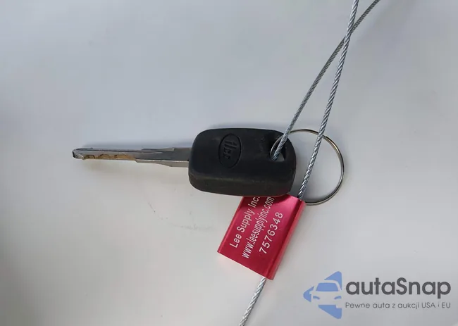 1FAFP4049YF203984: 43814131