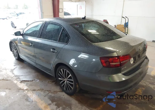 3VWD17AJ9GM302552: 43814215