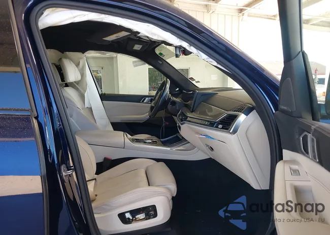 5UX23EM0XR9S70741: 43814390