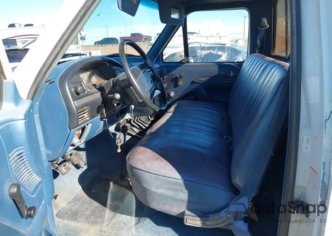 1FTEF14N2SLB44182: 43813640