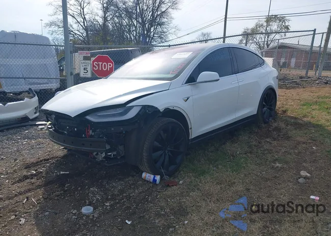 5YJXCBE26LF239280: 43813687