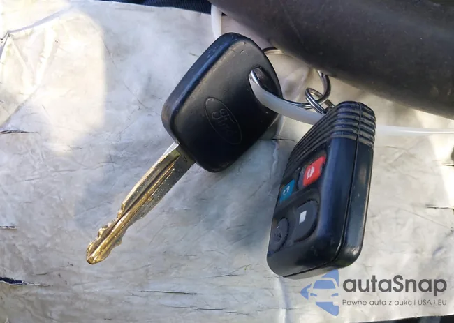 1FAFP34N55W301936: 43815132