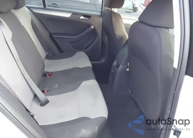 3VW2B7AJ0HM231232: 43815265