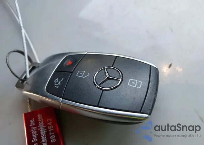 W1KWF8DB7LR570022: 43815345