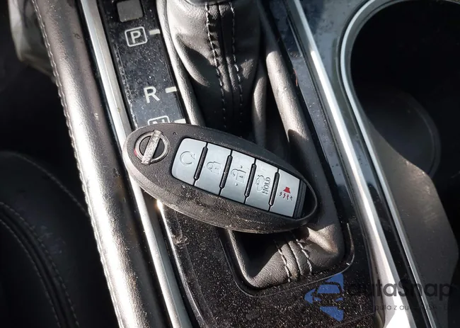 1N4BL4EW7RN316215: 43815417