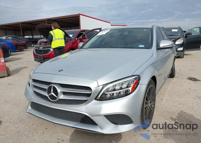 W1KWF8DB4MR644935: 43814630