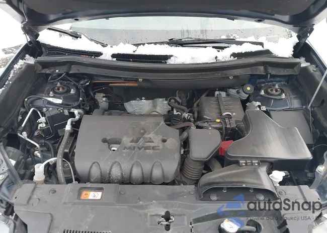 JA4AZ3A31GZ018057: 43814701