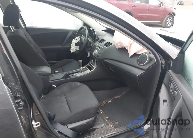 JM1BL1UG6B1437687: 43814705