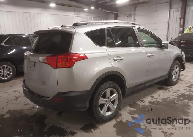 2T3RFREV8DW012624: 43814893