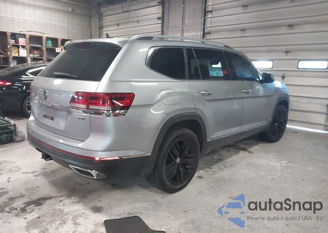 1V2TR2CA0MC502173: 43814900