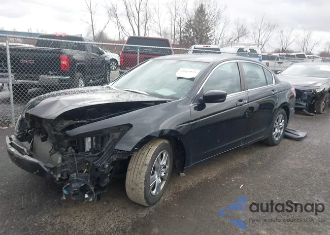 1HGCP2F62BA111115: 43815932