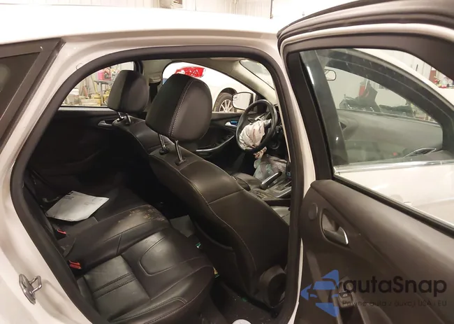 1FADP3N26DL191359: 43816082