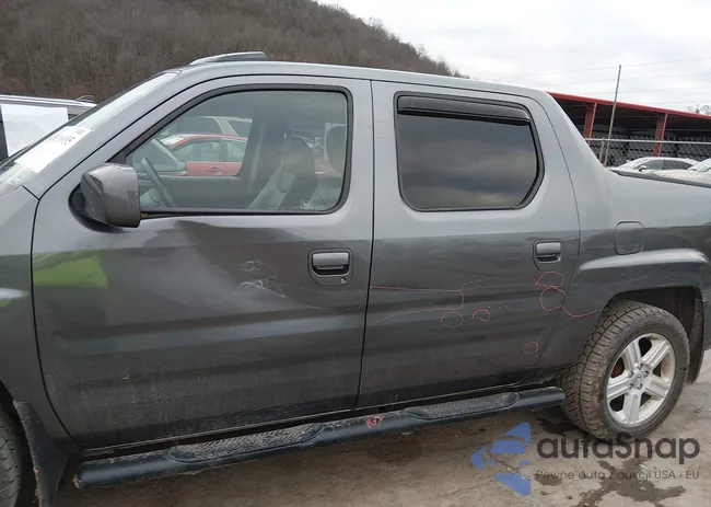 5FPYK1F52CB452986: 43816095