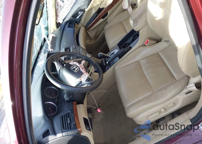 1HGCP3F86CA008126: 43816119