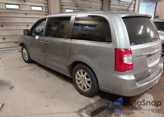 2C4RC1BG3DR620156: 43816147