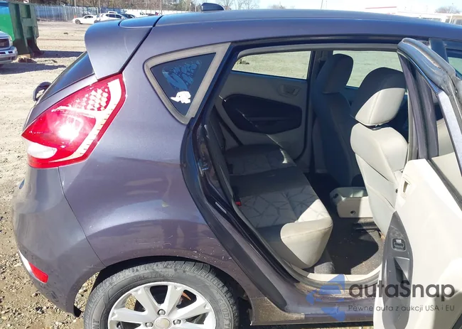 3FADP4EJ5CM104688: 43815536