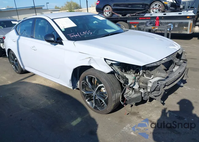 1N4BL4CVXRN340499: 43815549