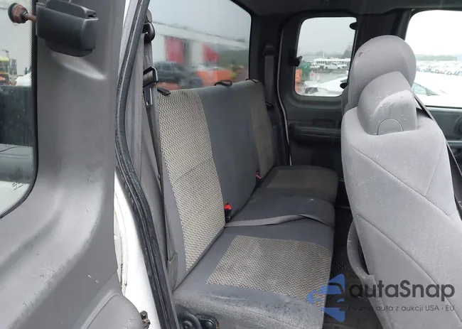 2FTRX18W93CB12942: 43815656