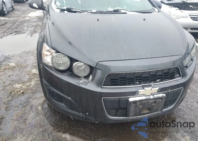 1G1JD6SG2D4174908: 43815662