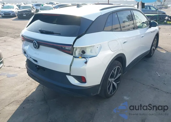 1V2FMPE85PC011976: 43817066