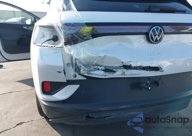 1V2FMPE85PC011976: 43817066